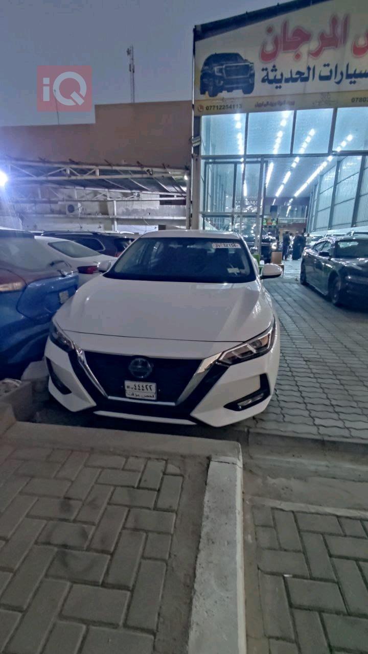 نيسان سنترا